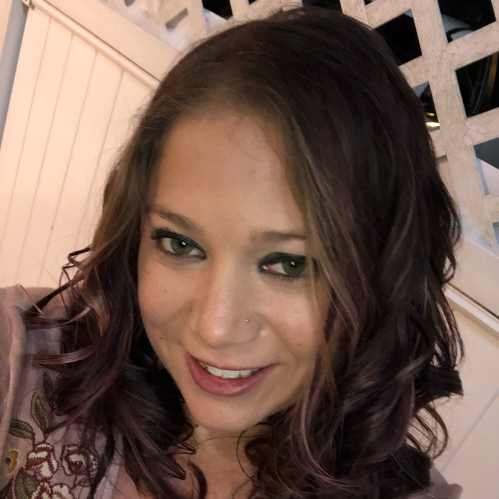 Meet your Posher, Lacey